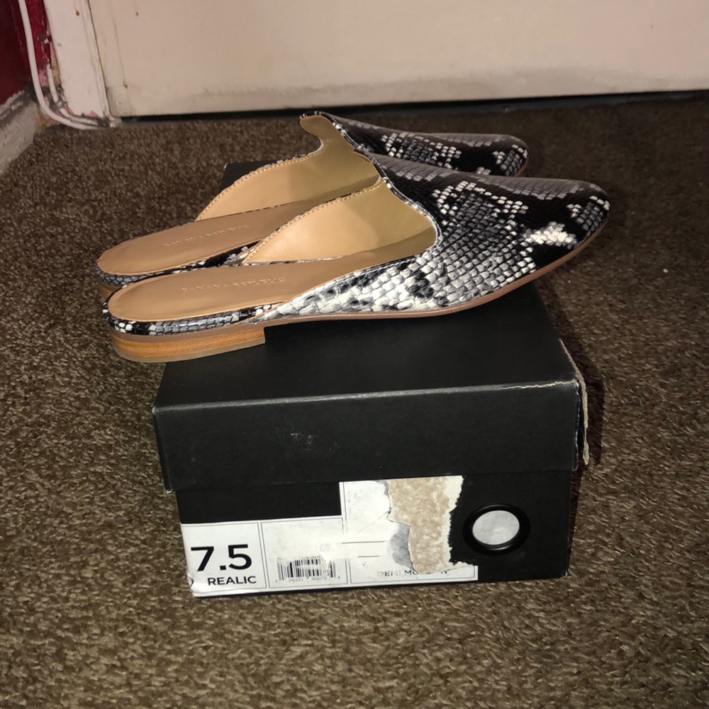 Snake print loafers
